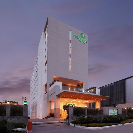 Lemon Tree Hotel, Gachibowli, Hyderabad Ngoại thất bức ảnh
