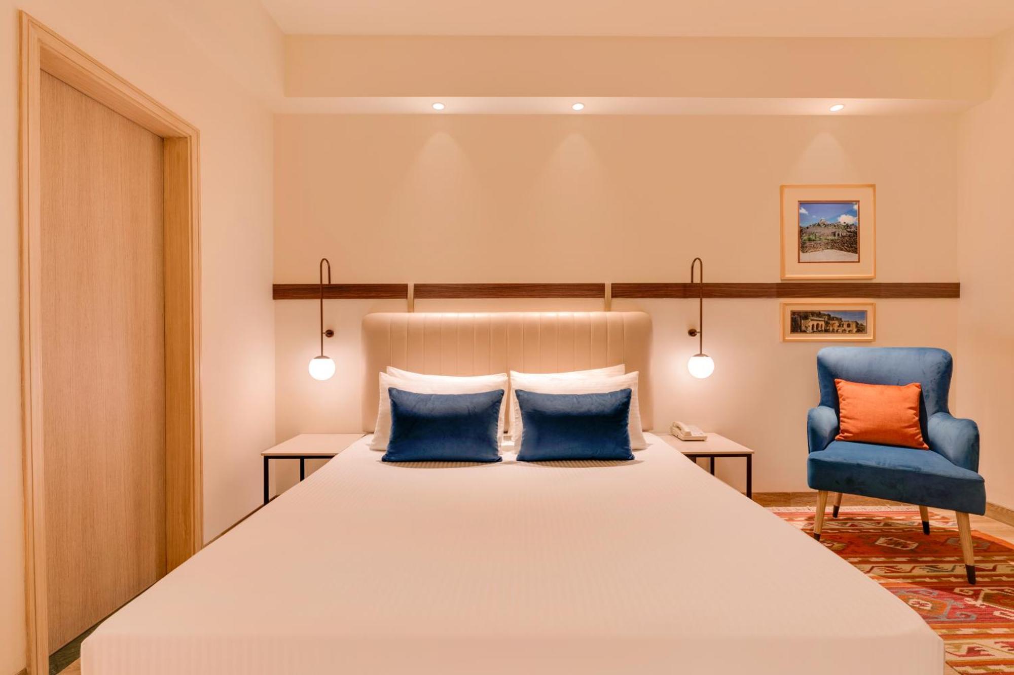 Lemon Tree Hotel, Gachibowli, Hyderabad Ngoại thất bức ảnh