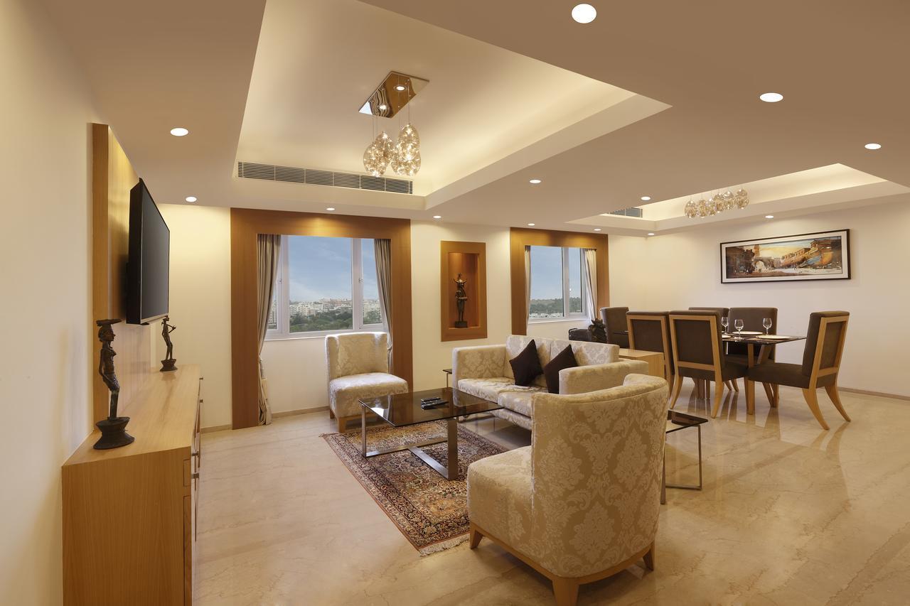 Lemon Tree Hotel, Gachibowli, Hyderabad Ngoại thất bức ảnh