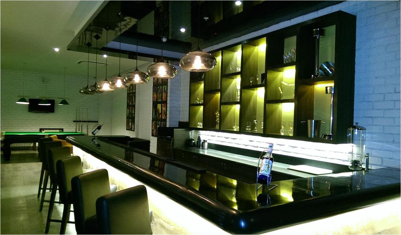 Lemon Tree Hotel, Gachibowli, Hyderabad Ngoại thất bức ảnh